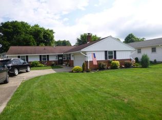 468 Jefferson Rd, Newark, OH 43055