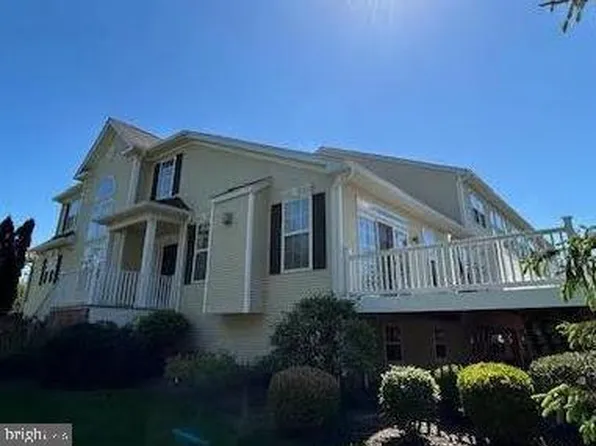 1 Cardiff Ct, Princeton Junction, NJ 08550