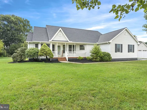 14 John Andrews Dr, Harrington, DE 19952