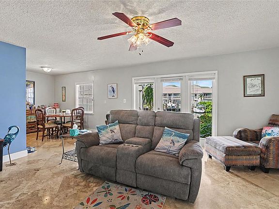 3rd image of 5176 SALMON DRIVE SE #A