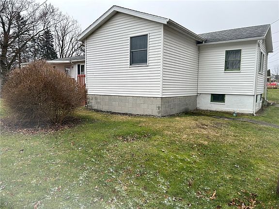 2nd image of 209 E 4th Ave
