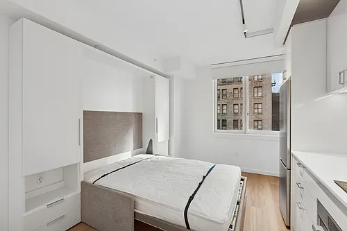 266 W 96th St Photo 1 266 W 96th St Photo 1
