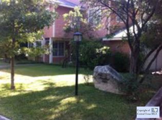 100 Crofton Ave #101, San Antonio, TX 78210