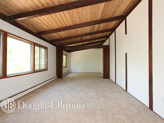 2nd image of 51 Snowberry Ln