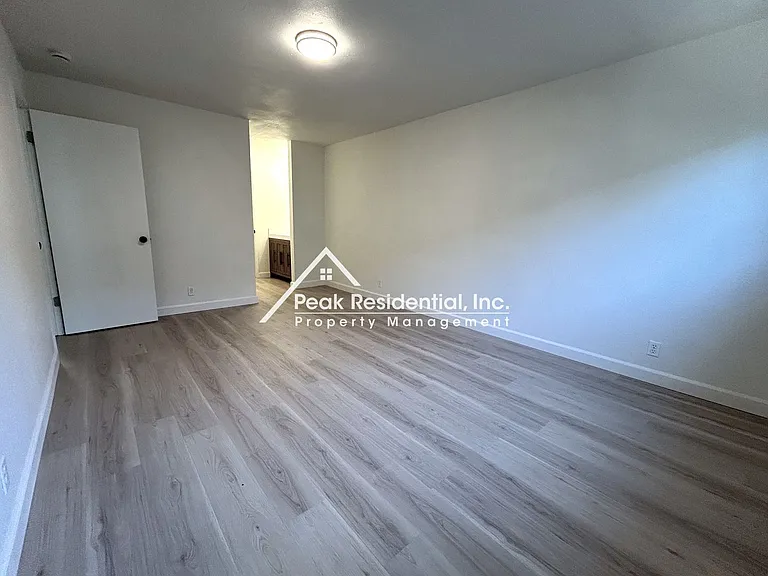 6328 Bonham Cir — Photo 23