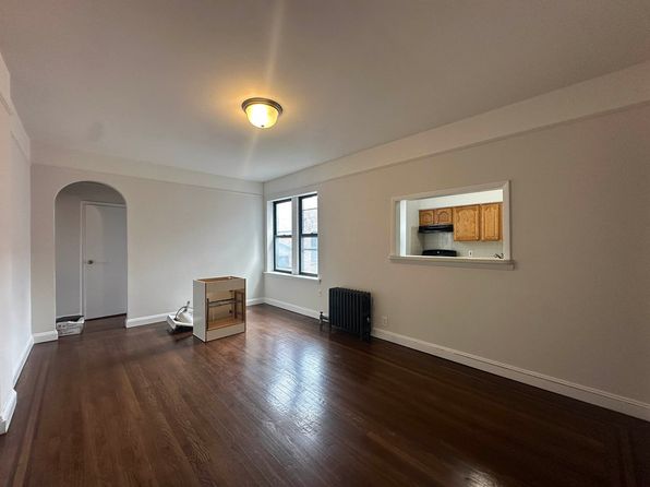 45-19 42nd St #4A