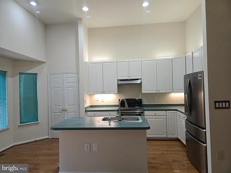14635 Seasons Dr — Photo 6