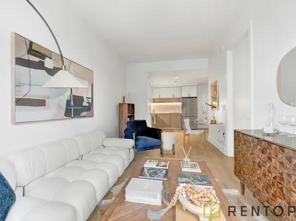 2-24 26th Avenue image 2 of 28