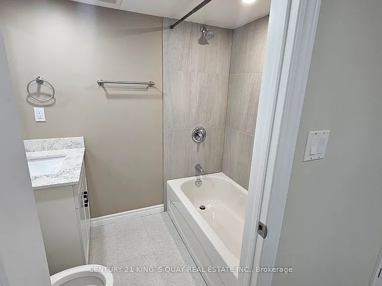498 Wilson Rd S #BASEMENT — Photo 7