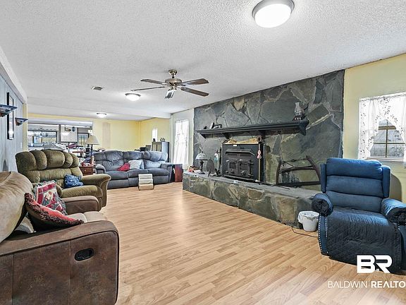 3rd image of 39050 County Road 39