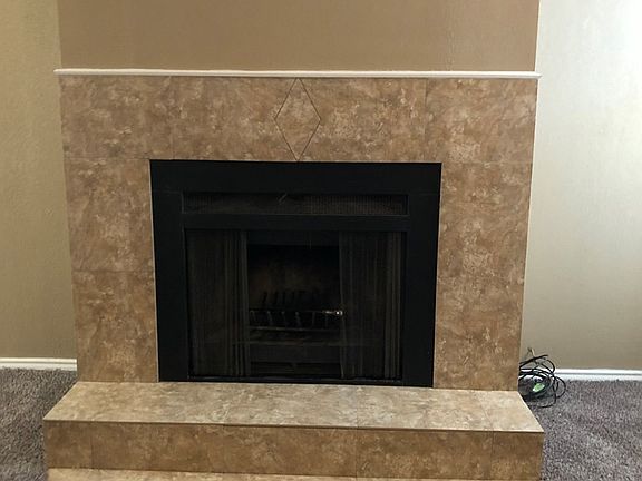 4th image of 3221 N Mercury Ave
