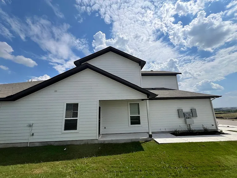 353 Cross Barn Blvd #A — Photo 51