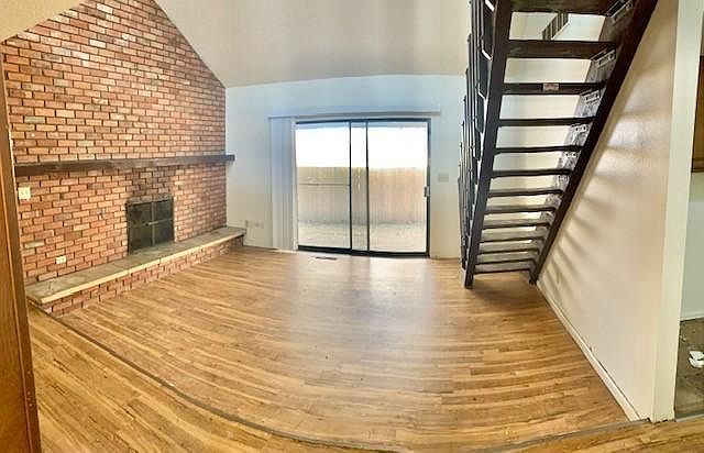1st image of 320 25th Avenue Ct