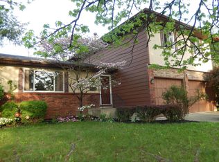 5472 Blue Ash Rd, Columbus, OH 43229