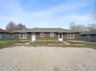 29 SE 250th Rd, Warrensburg, MO 64093