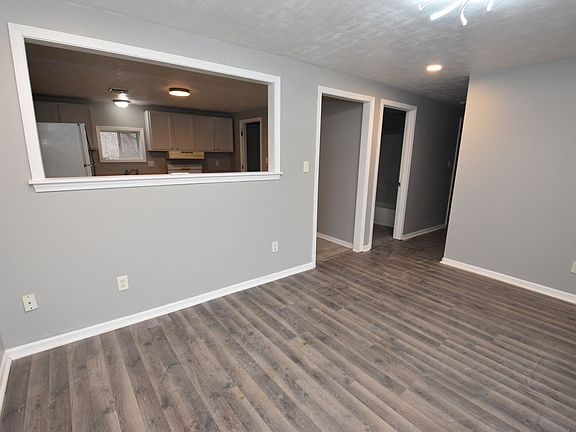 4th image of 57522 Oakside Ave