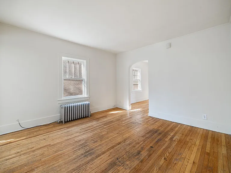 2148 Maple Ave #1 — Photo 5