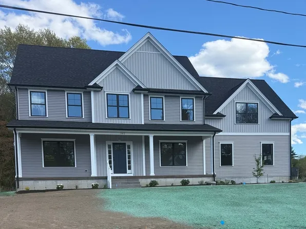 162 Colts Way, Attleboro, MA 02703