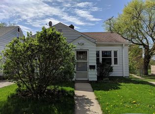 837 N 54th St, Milwaukee, WI 53208