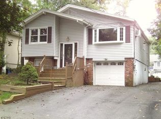 110 Brendona Ave, Stanhope, NJ 07874