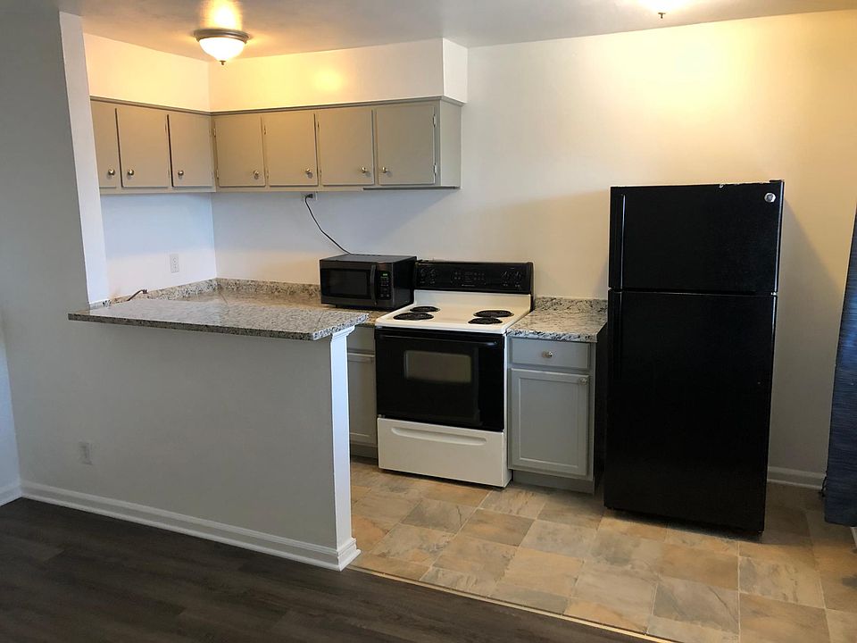 1st image of 1314 Little Bay Ave APT 8