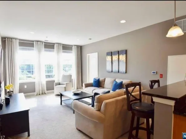 5317 Sanctuary Blvd, Riverdale, NJ 07457