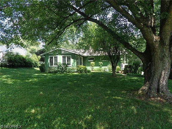 4th image of 1994 Brookview Dr