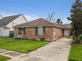 825 Carnation Ave, Metairie, LA 70001