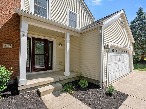 3rd image of 1002 Cloverly Dr
