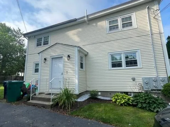 12 Mace Rd APT 4, Hampton, NH 03842
