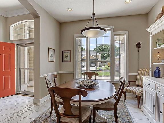 5th image of 2401 Safe Harbor Ln