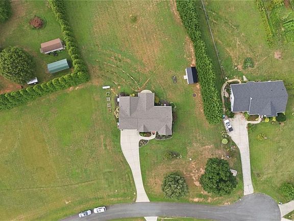 2nd image of 6808 Pritchett Meadows Ct
