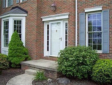 2nd image of 583 Parkside Dr