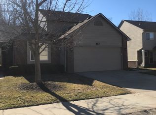 2671 S Moonglow Ct, Hartland, MI 48353