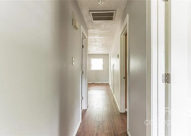 7605 Summerfield Rd — Photo 10