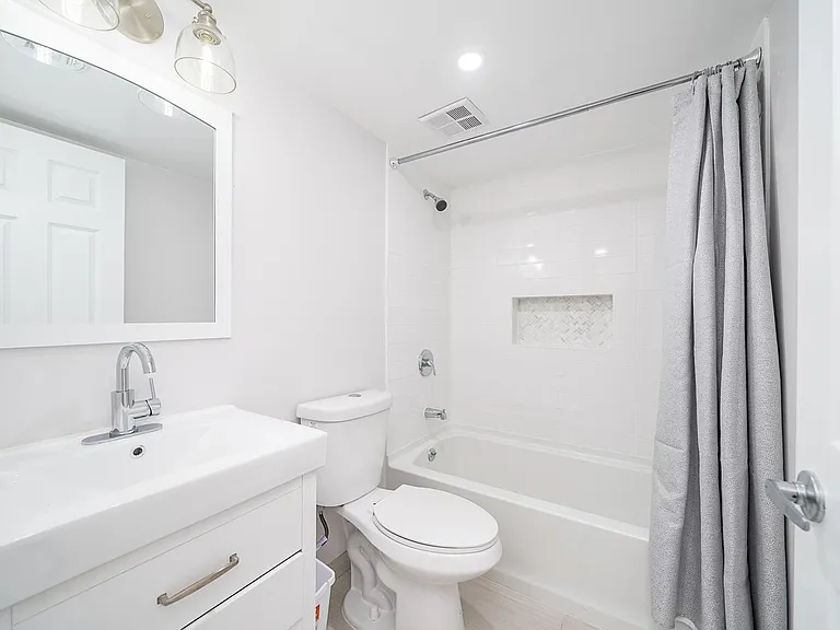 25 Helen St #1 — Photo 10