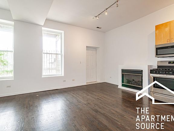 4th image of 2519 W North Ave APT 2R