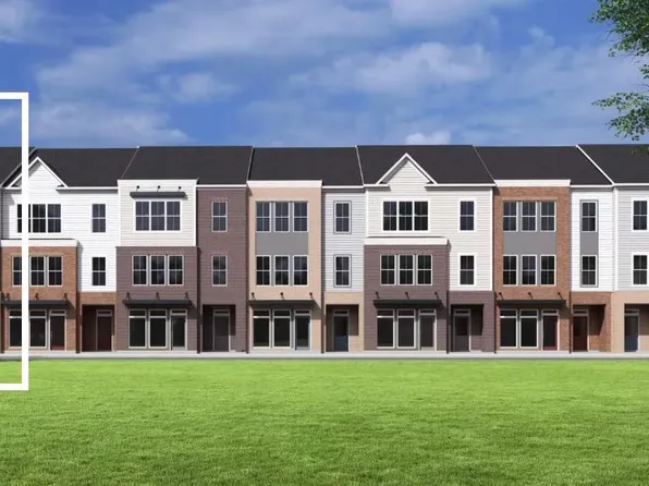207 Halliford Ter NE, Leesburg, VA 20176