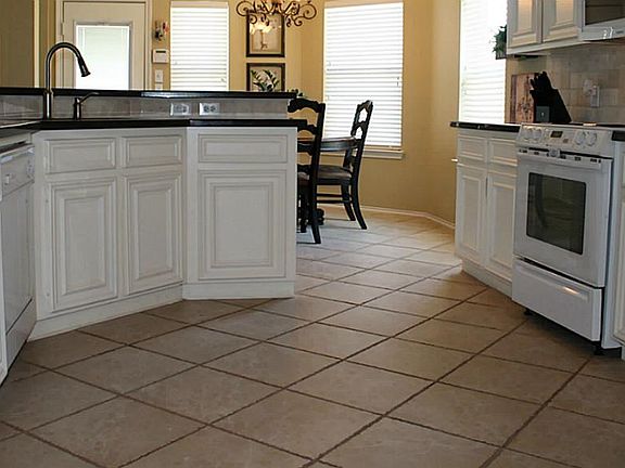 5th image of 16626 Gentle Stone Dr
