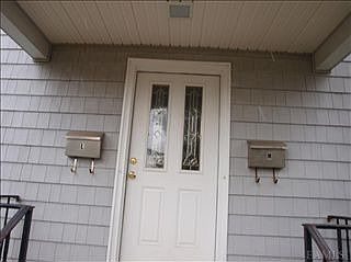 2nd image of 123 Valley Rd APT L