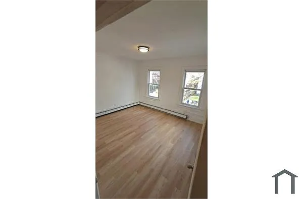 Building Photo - 42 Babcock St #2