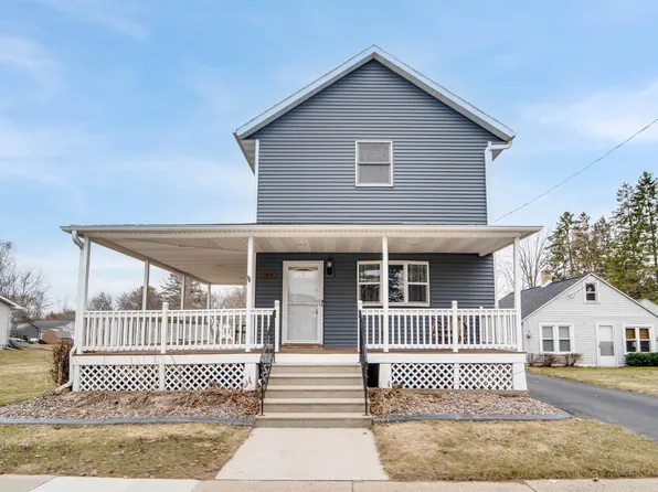 168 Summit St, Pulaski, WI 54162