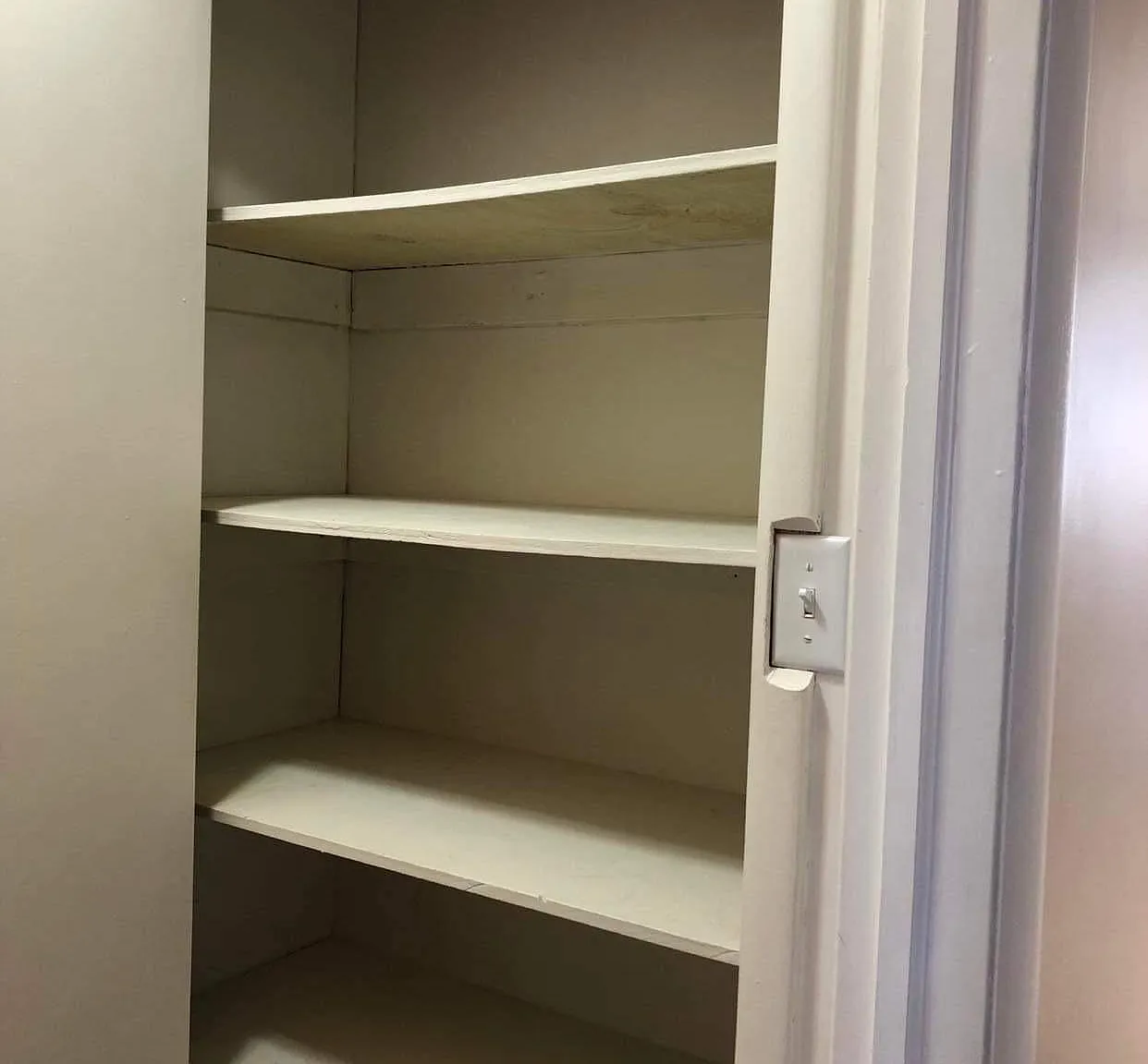 2 bed, 900 sqft, $1,800 — Photo 3
