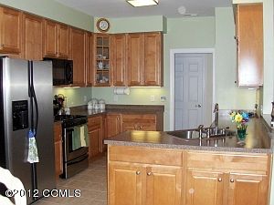 5th image of 1705 Clubhouse Dr