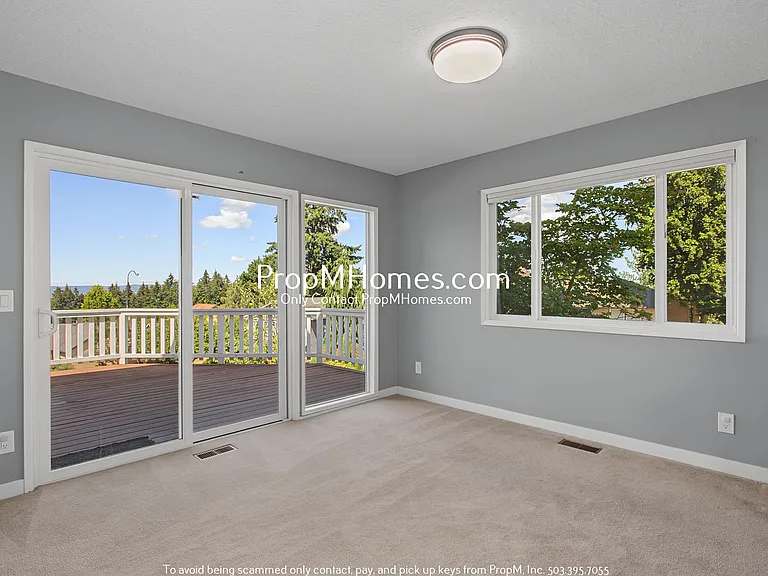 8271 SW 184th Ave — Photo 6