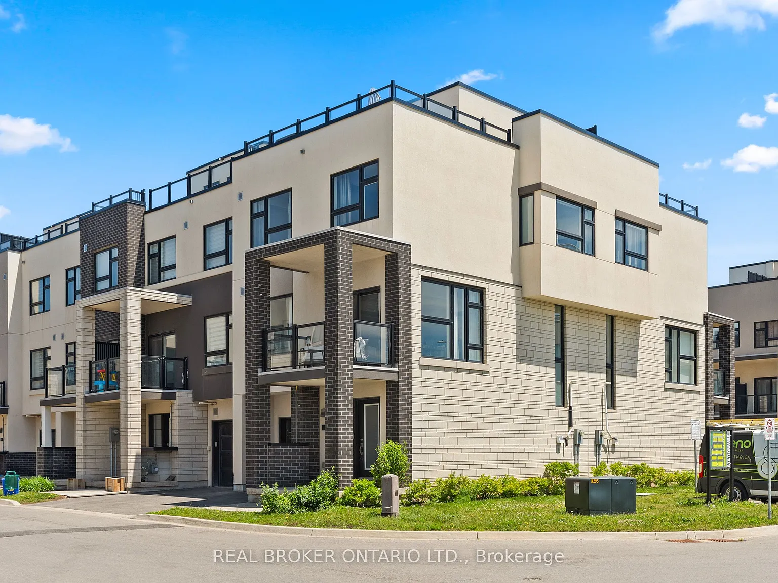 3 bed, $3,100 — Photo 2