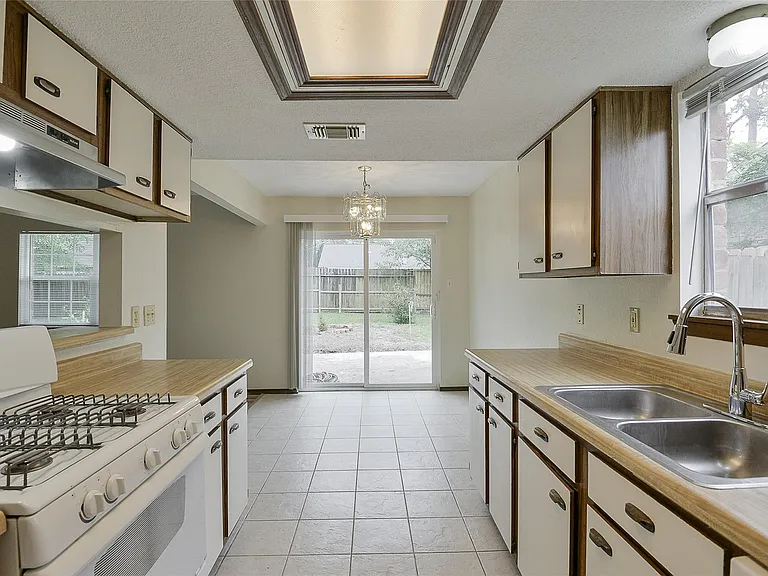 20134 Dawn Mist Dr — Photo 13