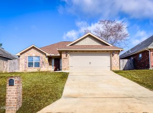 18084 Green Leaves Dr, Gulfport, MS 39503