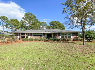 100 N Hillcrest St, Geneva, AL 36340