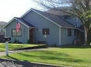 851 NE Grant St, Newport, OR 97365